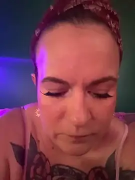 quinnmariexo online show from 06-30-26, 07:37
