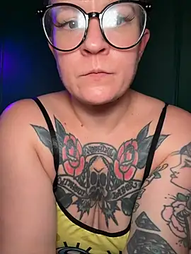quinnmariexo online show from 07-05-26, 07:54
