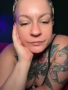 quinnmariexo online show from 07-08-26, 05:06