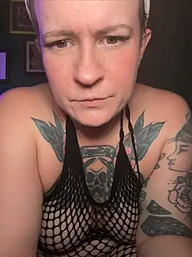 quinnmariexo online show from 07-23-26, 07:23