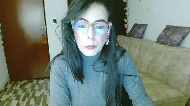 Snapshot of ella_peck chatting on 03-25-26, 03:45 ella peck online show from 03-25-26, 03:45