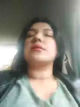 Snapshot of Sophie-hatter chatting on 01-31-25, 09:48 Sophie-hatter online show from 01-31-25, 09:48