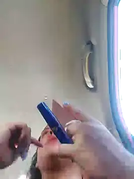 Snapshot of Sophie-hatter chatting on 02-01-25, 12:47 Sophie-hatter online show from 02-01-25, 12:47