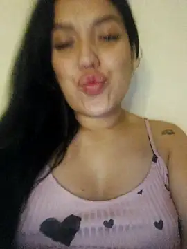 Snapshot of Sophie-hatter chatting on 02-16-25, 03:26 Sophie-hatter online show from 02-16-25, 03:26