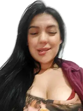 Snapshot of Sophie-hatter chatting on 02-23-25, 04:28 Sophie-hatter online show from 02-23-25, 04:28