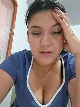 Sophie-hatter online show from 06-26-26, 02:16