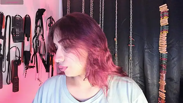 Snapshot of charrlotte_quinn chatting on 07-21-26, 12:18 charrlotte quinn online show from 07-21-26, 12:18