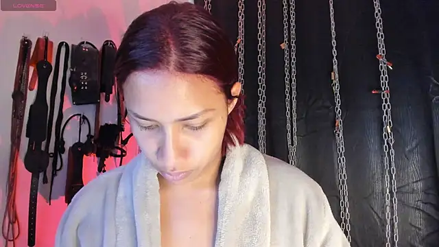 Snapshot of charrlotte_quinn chatting on 07-29-26, 02:04 charrlotte quinn online show from 07-29-26, 02:04