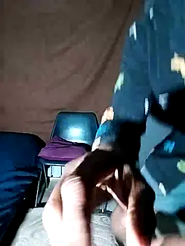 Snapshot of Fuckbudiez chatting on 09-29-25, 06:46 Fuckbudiez online show from 09-29-25, 06:46