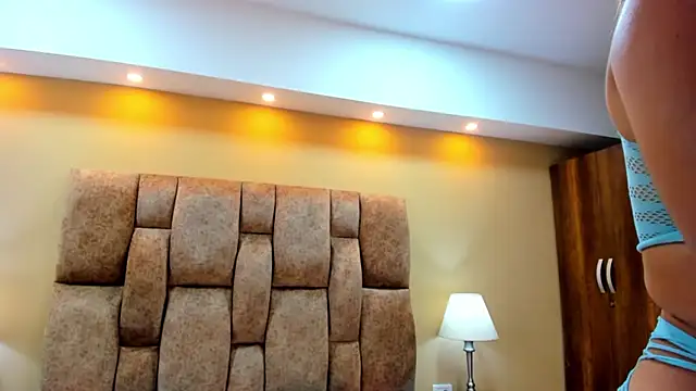 MiiaHot online show from 09-16-25, 08:54