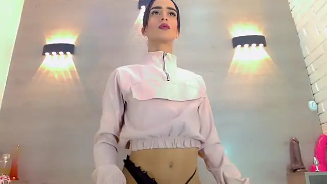 PriscilaRainbow online show from 10-14-25, 04:13