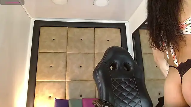 PriscilaRainbow online show from 11-12-25, 09:21