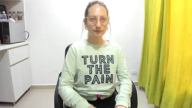 Snapshot of Adele_johnsonn1 chatting on 02-05-25, 12:06 Adele johnsonn1 online show from 02-05-25, 12:06