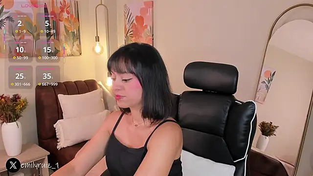 emilyruiz1 online show from 04-13-26, 03:06