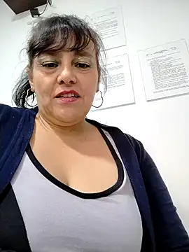 Natasha milf   online show from 04-15-26, 07:58