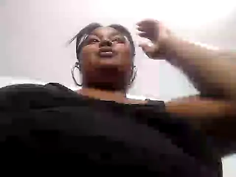 Snapshot of lorenxtaylor chatting on 12-12-24, 04:59 lorenxtaylor online show from 12-12-24, 04:59