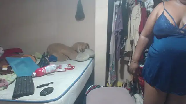 Snapshot of lorenxtaylor chatting on 04-04-26, 04:55 lorenxtaylor online show from 04-04-26, 04:55