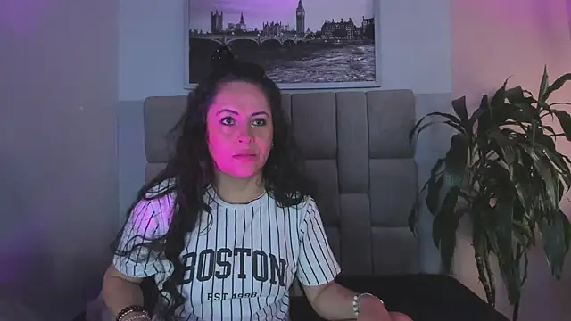 hanny milf online show from 09-12-25, 12:27