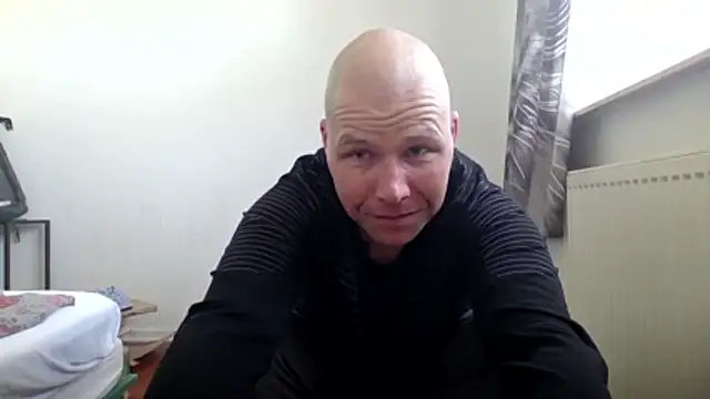 Snapshot of gaywolf426 chatting on 04-26-26, 10:46 gaywolf426 online show from 04-26-26, 10:46