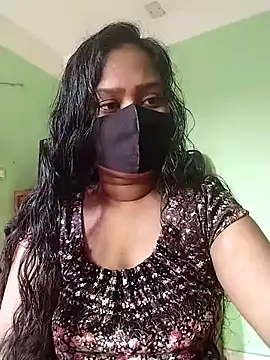 Idhika Paul online show from 03-19-25, 10:00