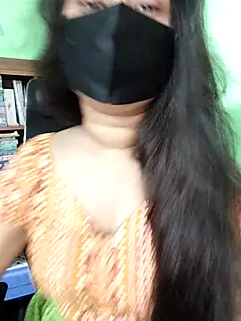 Idhika Paul online show from 09-25-25, 01:04