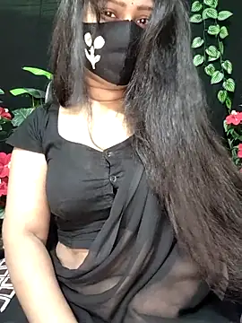 Idhika Paul online show from 10-21-25, 12:44