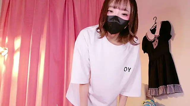 Snapshot of nyakotan chatting on 12-22-25, 01:19 nyakotan online show from 12-22-25, 01:19