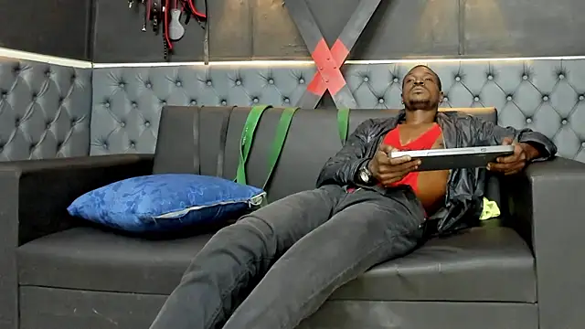 Terrance z online show from 10-18-25, 08:20