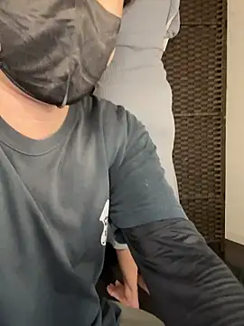 Snapshot of -victory-fox chatting on 12-15-25, 01:59 -victory-fox online show from 12-15-25, 01:59