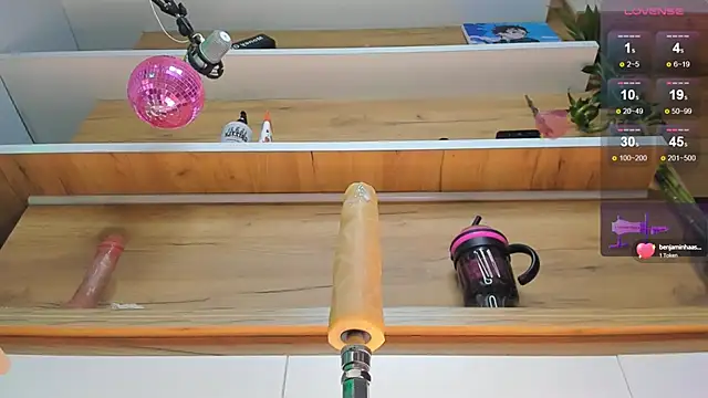 Snapshot of maakimo chatting on 02-01-25, 03:08 maakimo online show from 02-01-25, 03:08