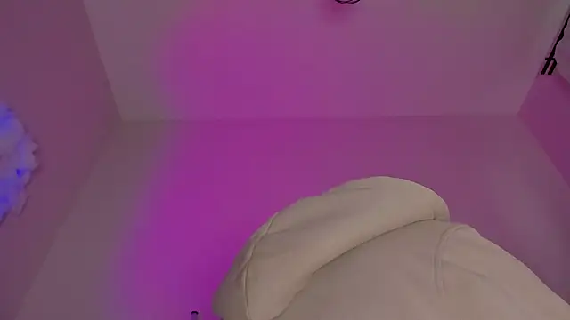 maakimo online show from 07-08-26, 04:39