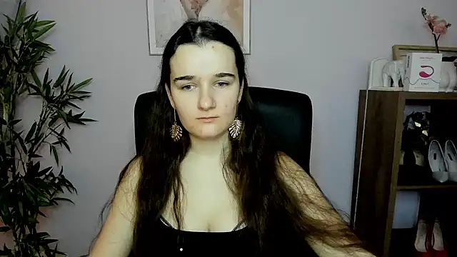 Snapshot of KateDelight chatting on 02-01-25, 07:36 KateDelight online show from 02-01-25, 07:36