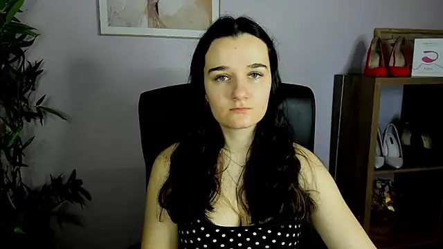 Snapshot of KateDelight chatting on 03-15-25, 07:31 KateDelight online show from 03-15-25, 07:31