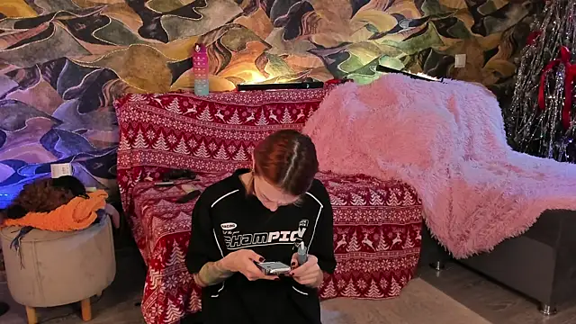 CrystalRey online show from 12-21-24, 04:41