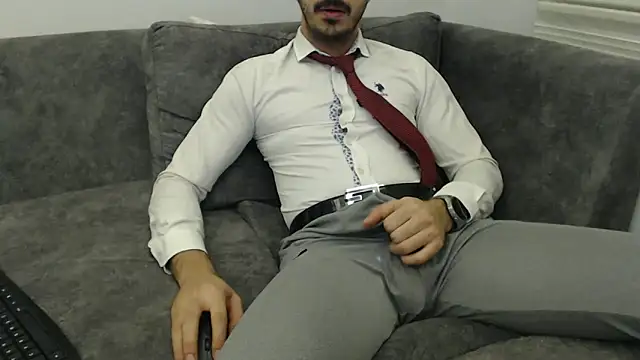 Naughtb0y online show from 02-06-26, 12:15