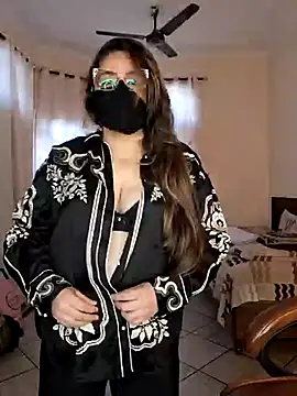 Snapshot of SEXY-Sardarni chatting on 02-23-25, 06:28 SEXY-Sardarni online show from 02-23-25, 06:28