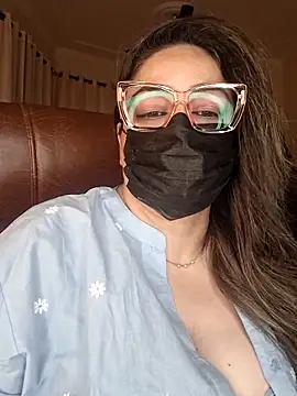 Snapshot of SEXY-Sardarni chatting on 09-20-25, 03:35 SEXY-Sardarni online show from 09-20-25, 03:35