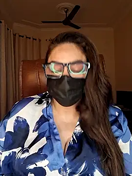 Snapshot of SEXY-Sardarni chatting on 12-15-25, 03:49 SEXY-Sardarni online show from 12-15-25, 03:49