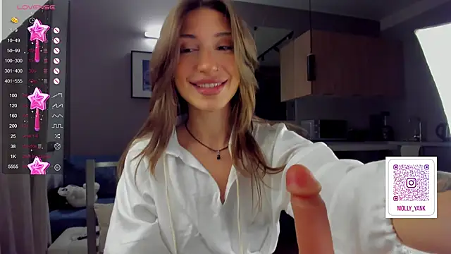 mollyyank online show from 12-17-24, 02:33