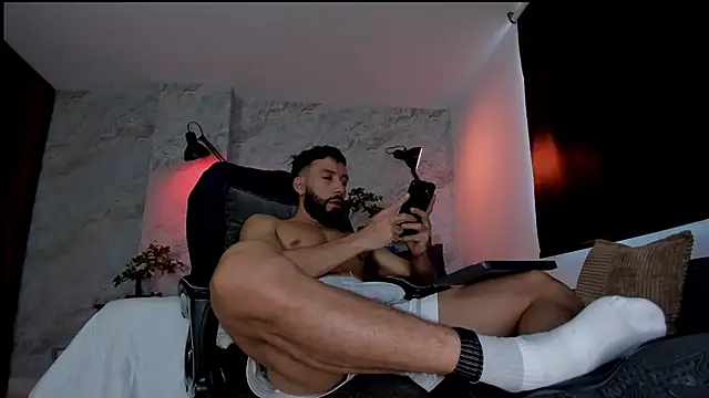 Snapshot of bruno_woods chatting on 12-03-25, 07:34 bruno woods online show from 12-03-25, 07:34