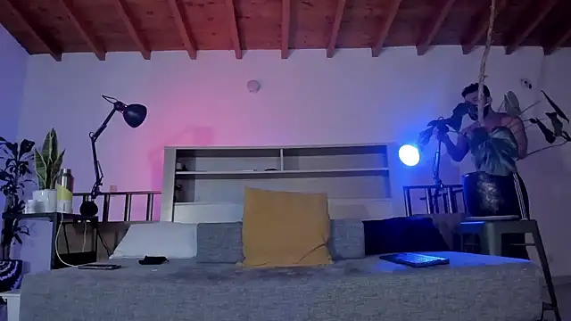 Snapshot of bruno_woods chatting on 02-03-26, 12:31 bruno woods online show from 02-03-26, 12:31