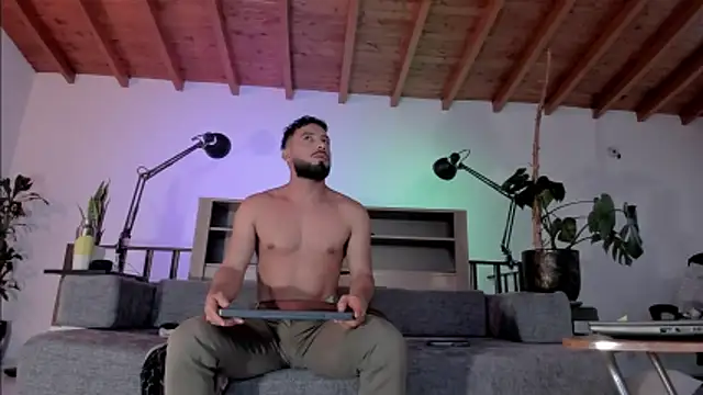 Snapshot of bruno_woods chatting on 02-19-26, 10:39 bruno woods online show from 02-19-26, 10:39