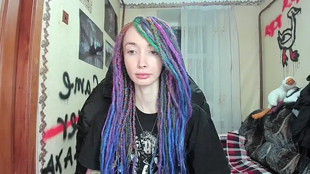 Roxy Silver online show from 12-17-24, 12:12