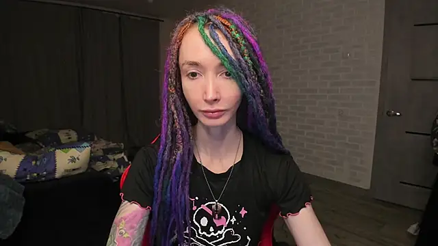 Roxy Silver online show from 12-27-24, 10:59