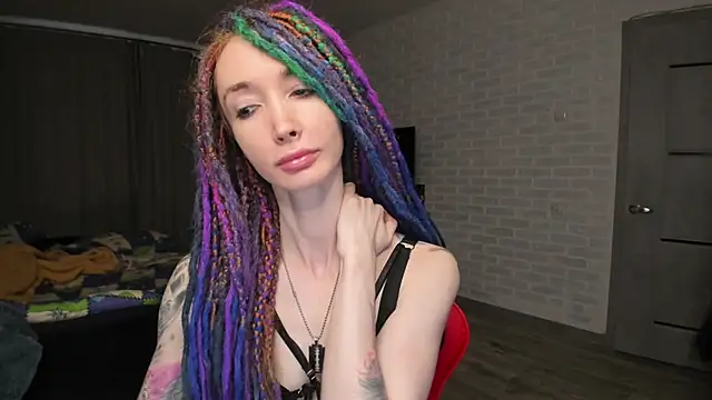 Roxy Silver online show from 01-11-25, 08:43