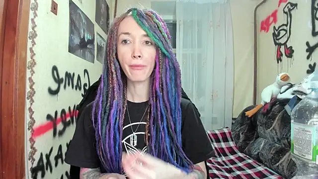 Roxy Silver online show from 01-19-25, 10:06