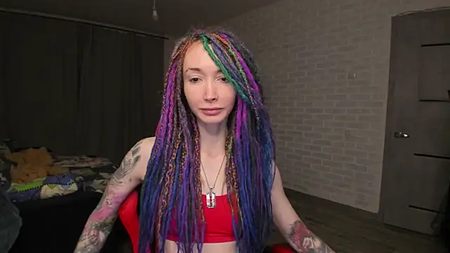 Roxy Silver online show from 01-31-25, 07:51