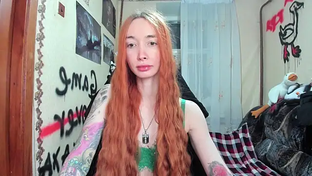 Roxy Silver online show from 02-14-25, 07:12