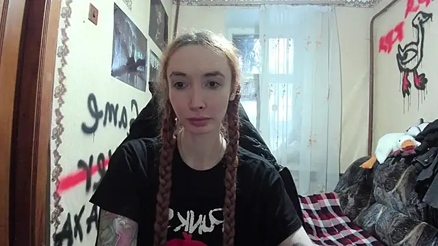 Roxy Silver online show from 02-26-25, 06:54