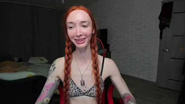 Roxy Silver online show from 11-04-25, 09:58